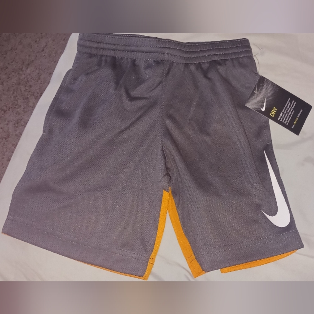 NIKE DRY shorts